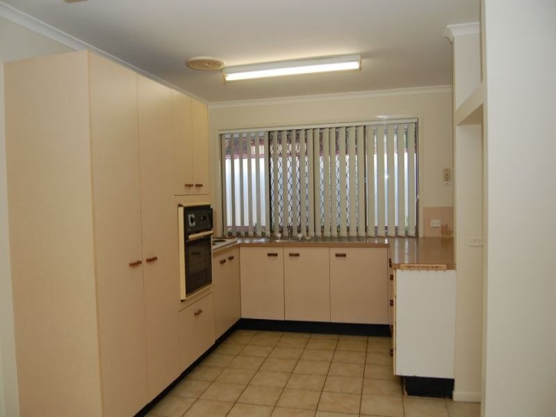 22 Matson Avenue, Regents Park QLD 4118