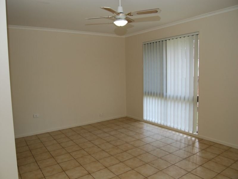 22 Matson Avenue, Regents Park QLD 4118