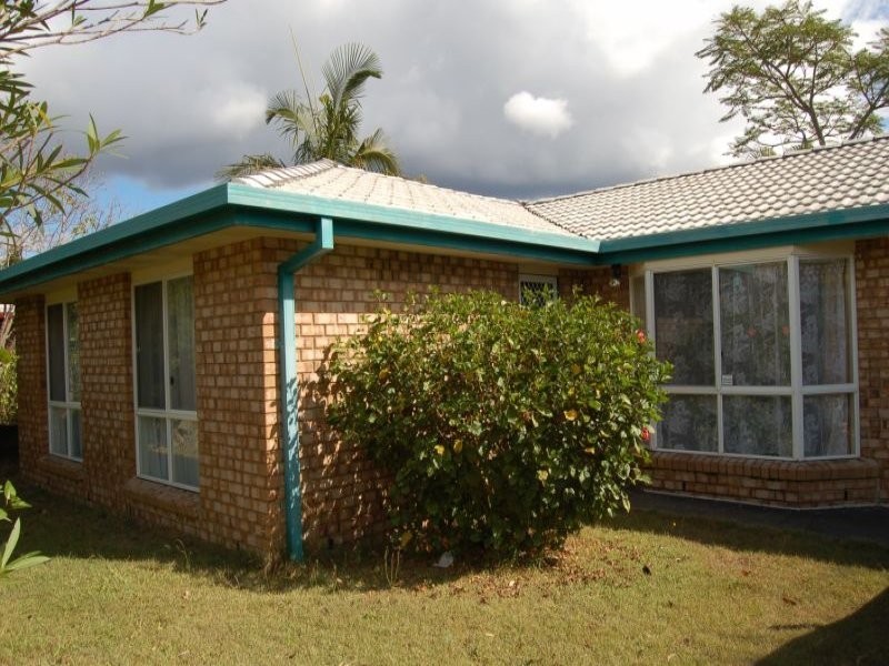 4 Billabong Court, Regents Park QLD 4118