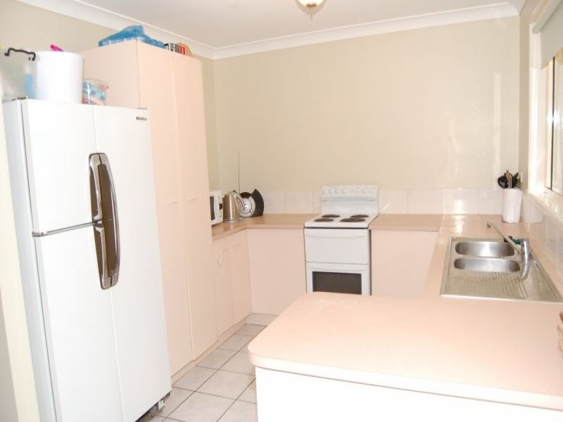 6 Ashwood Close, Hillcrest QLD 4118