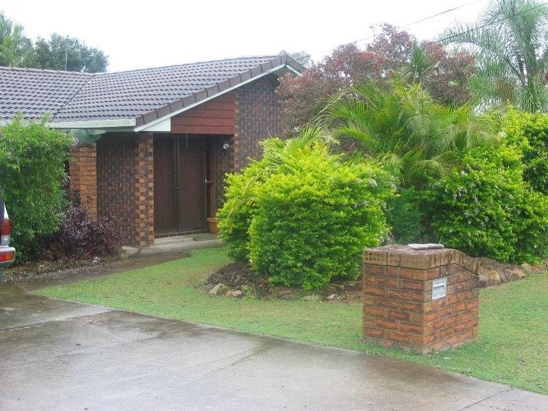 128 Estramina Road, Regents Park QLD 4118