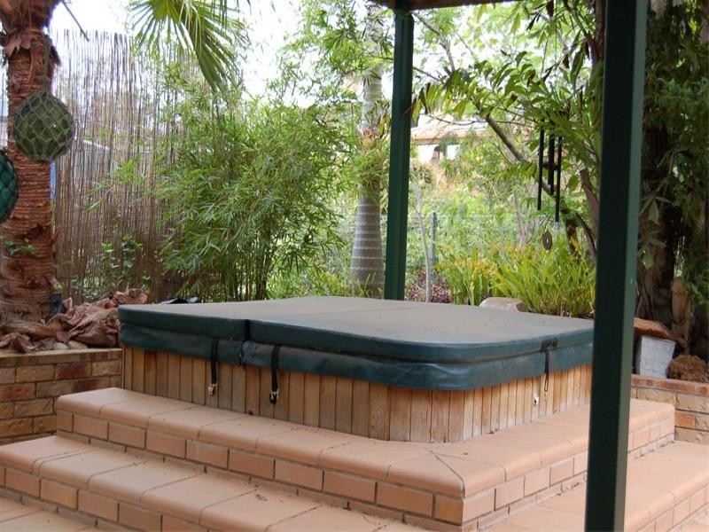 13 Estramina Road, Regents Park QLD 4118