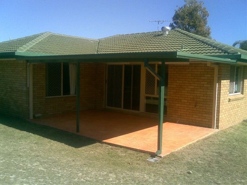 4 Fernhaven Court, Regents Park QLD 4118
