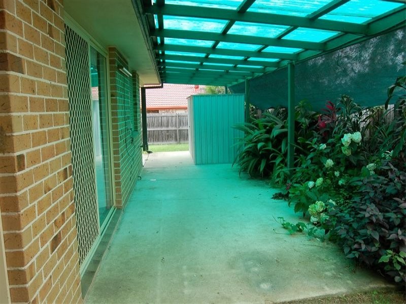 7 Haldham Crescent, Regents Park QLD 4118