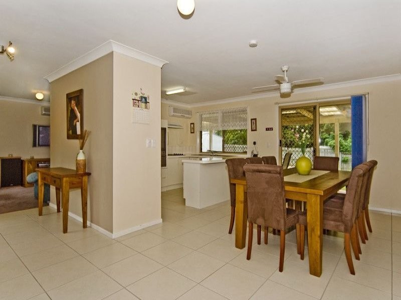 37 Samantha Street, Boronia Heights QLD 4124