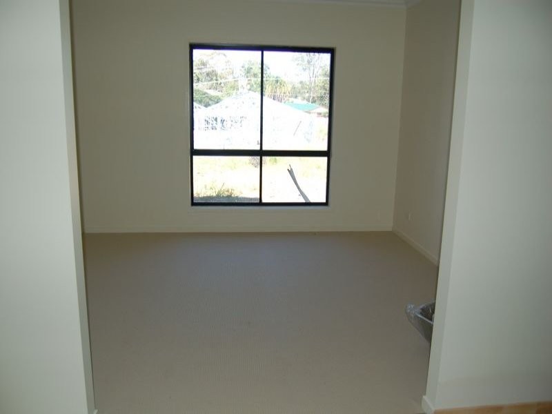 14 Eric Court, Hillcrest QLD 4118