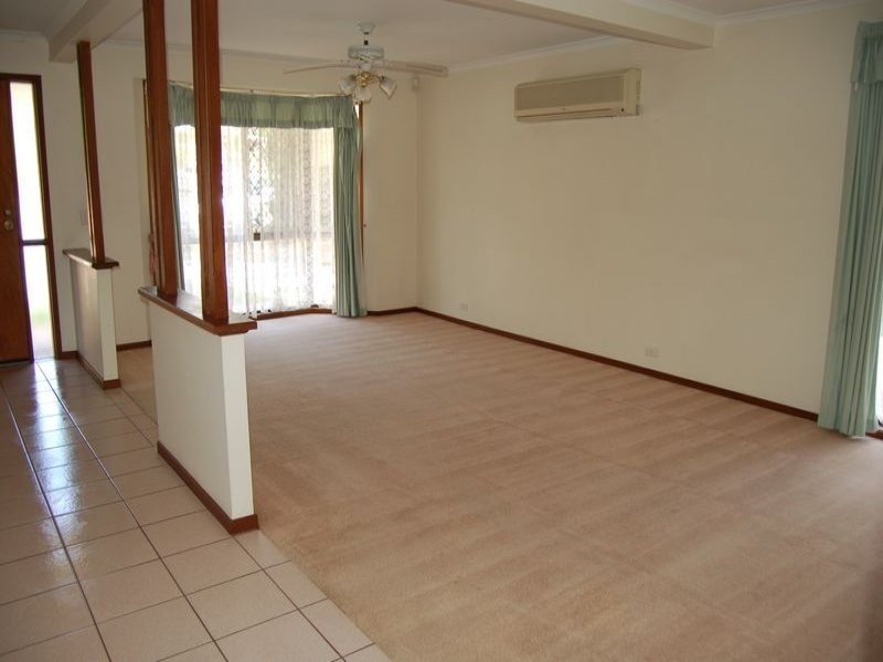 1 Itea Court, Regents Park QLD 4118