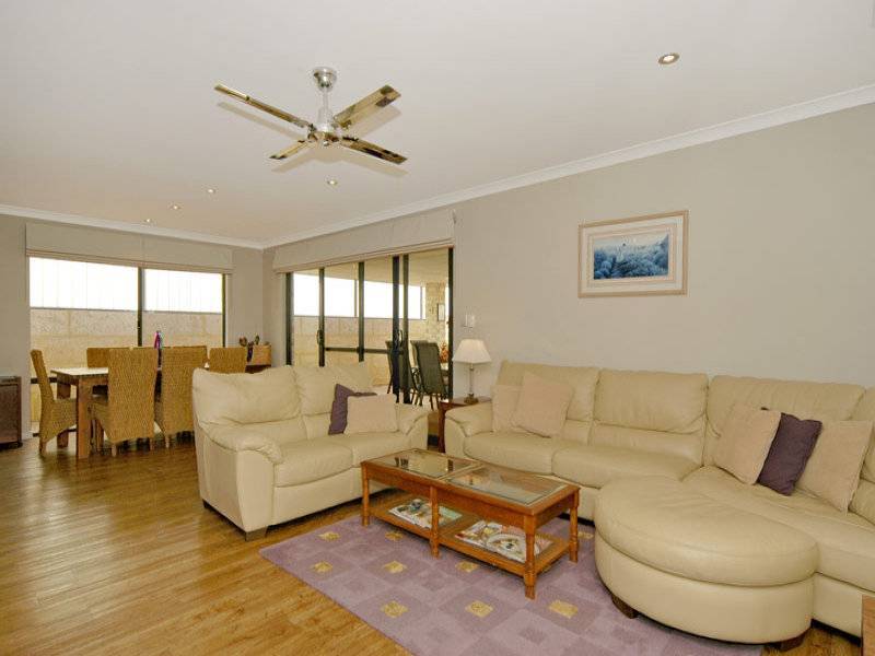 8 Gunnamatta Loop, Clarkson WA 6030