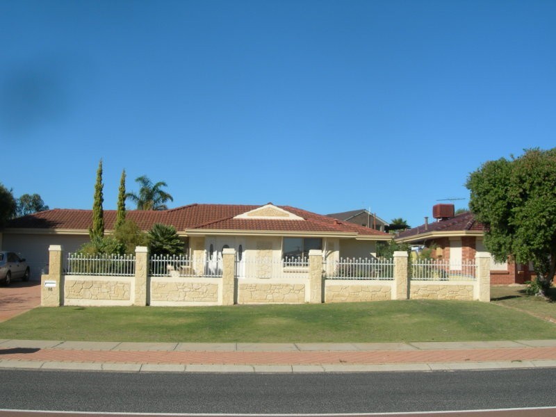 88 Flinders Avenue, Hillarys WA 6025
