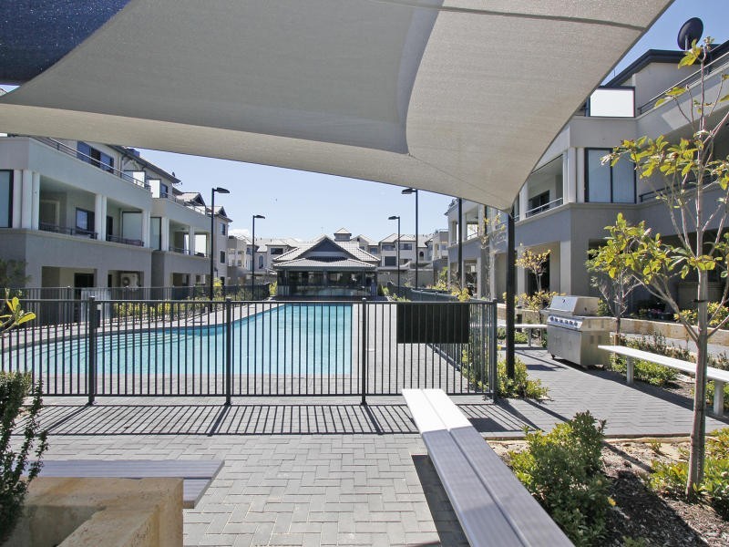 18/1 Sunlander Drive, Currambine WA 6028
