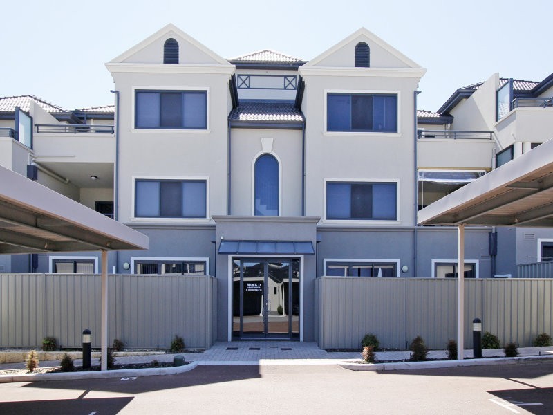 18/1 Sunlander Drive, Currambine WA 6028
