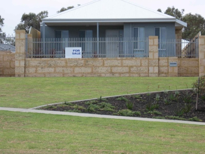 5 Windy Lane, Yanchep WA 6035