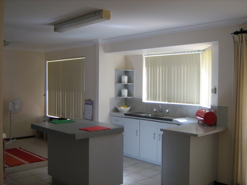 25 Chichester Drive, Woodvale WA 6026