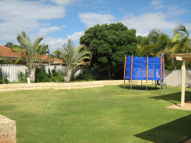 25 Chichester Drive, Woodvale WA 6026