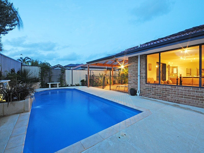 3 Inez Pass, Kinross WA 6028