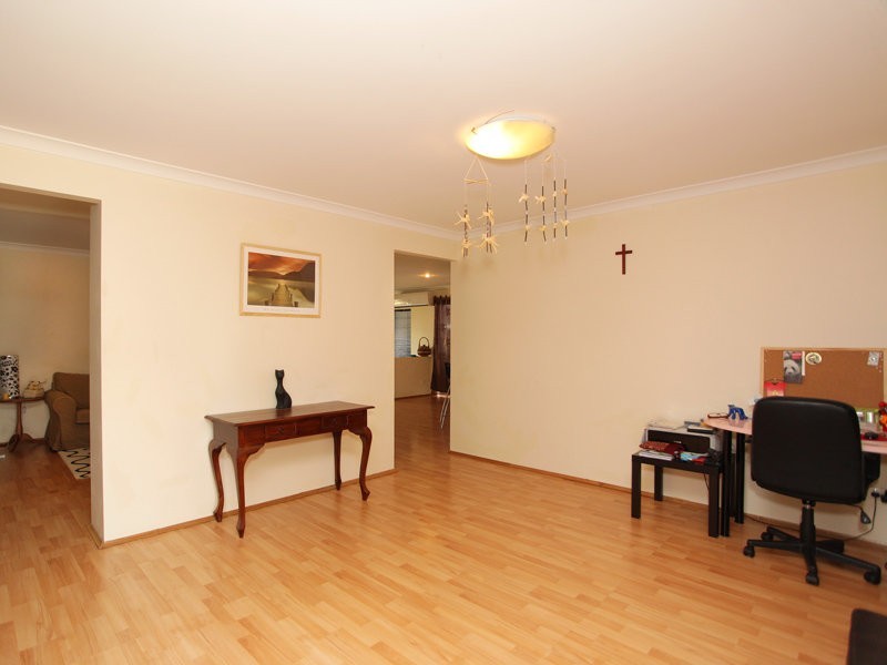32 Clydebank Crescent, Kinross WA 6028