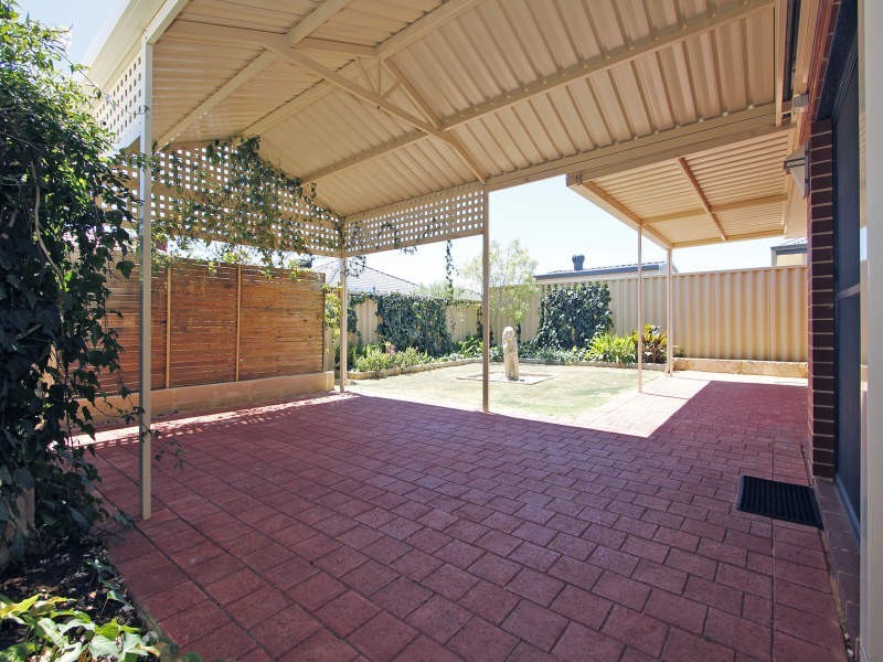 16 Tidworth Elbow, Butler WA 6036