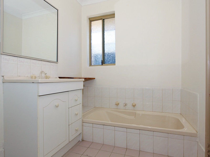 1 SUNVEST Place, Merriwa WA 6030