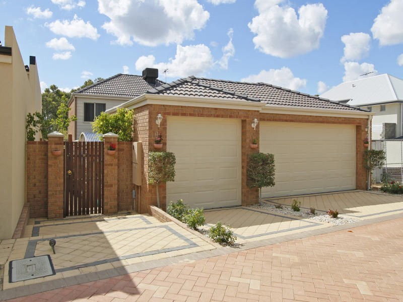 39 Lakeside Drive, Joondalup WA 6027
