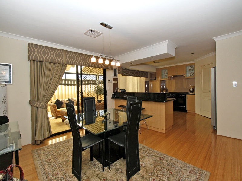 13 Venice Entrance, Iluka WA 6028