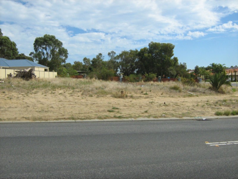 69 Timberlane Drive, Woodvale WA 6026