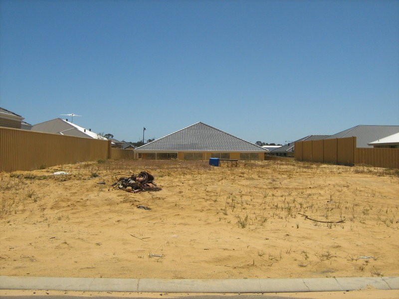 4 Clontarf Way, Butler WA 6036