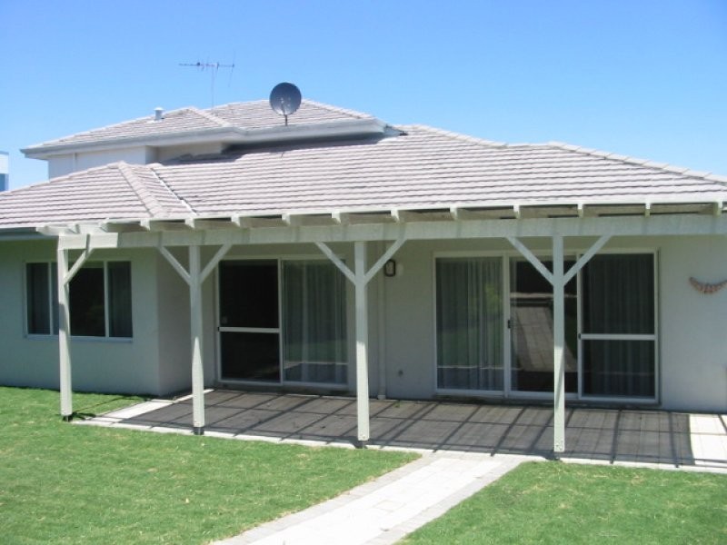 11 Long Beach Promenade, Mindarie WA 6030