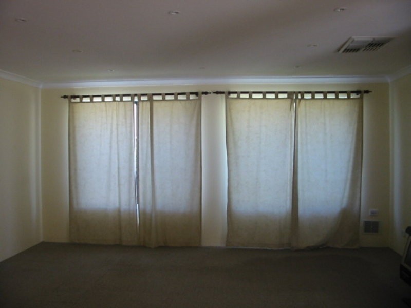 10 Ailsacraig Ramble, Kinross WA 6028