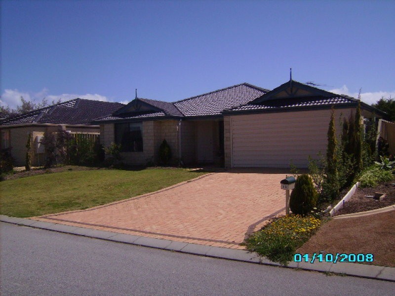 10 stormbird loop, Currambine WA 6028