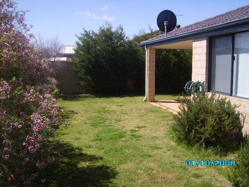 10 stormbird loop, Currambine WA 6028