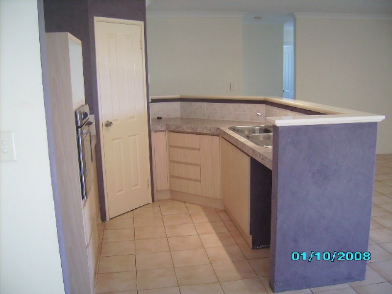 10 stormbird loop, Currambine WA 6028