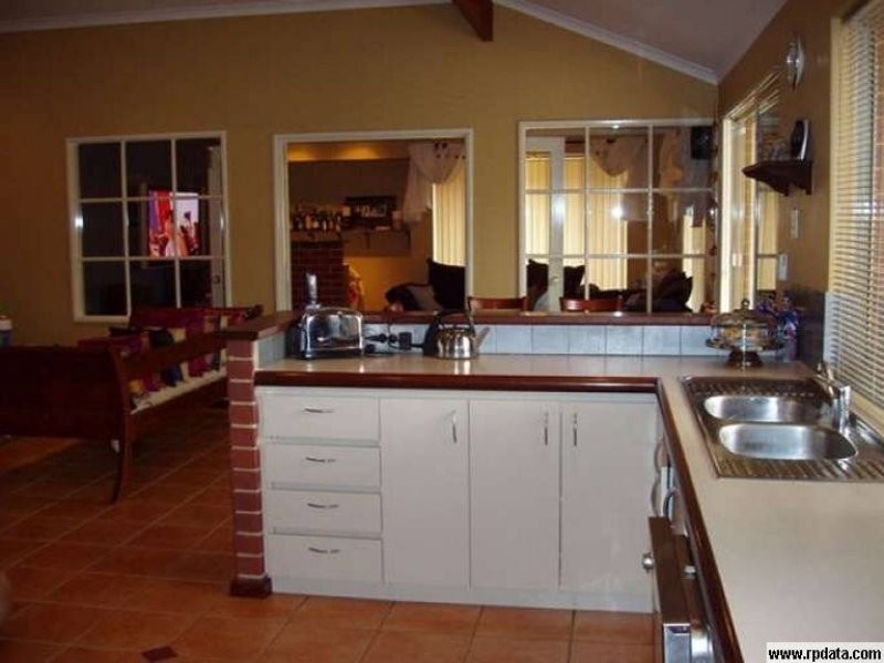 3 Crosshill Green, Kinross WA 6028