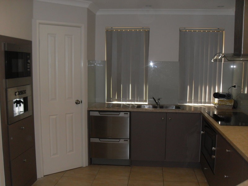 4 Atra Avenue, Tapping WA 6065