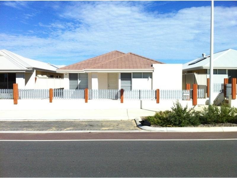 14 Bluewater Drive, Alkimos WA 6038