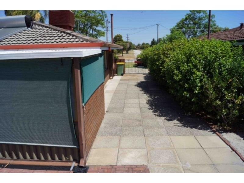 8 Silvertop Terrace, Willetton WA 6155