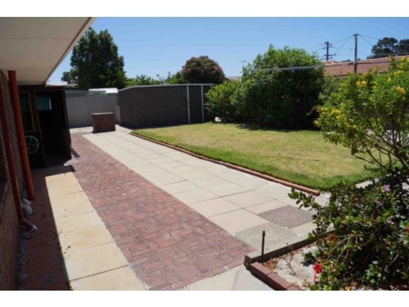 8 Silvertop Terrace, Willetton WA 6155