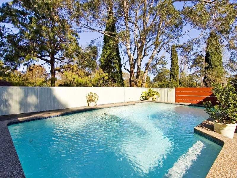 32 Altona Avenue, Forestville NSW 2087