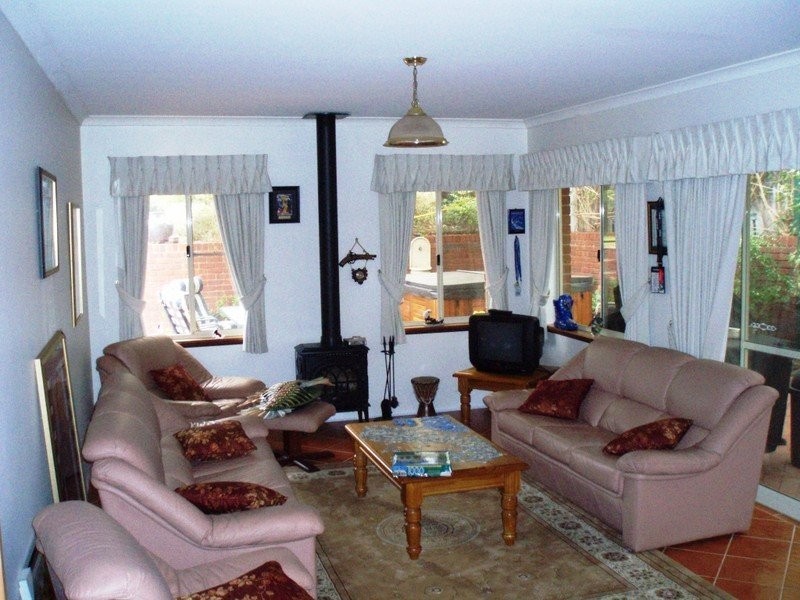 30 Peppermint Way, Eaton WA 6232