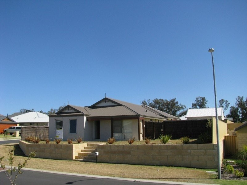 24 Durack Street, Dalyellup WA 6230