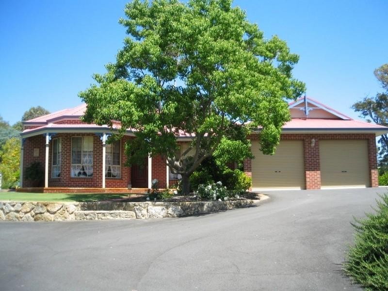 7 Hawkins Drive, Gelorup WA 6230