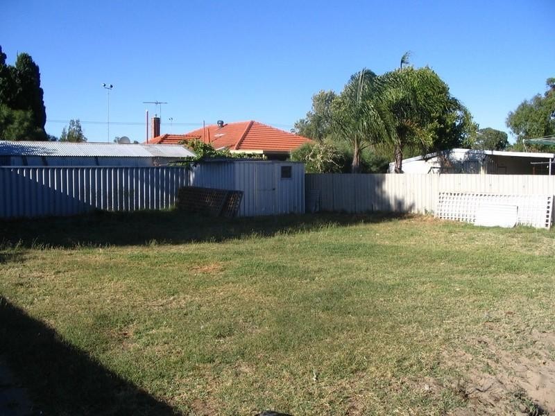 81 Wisbey Street, Carey Park WA 6230