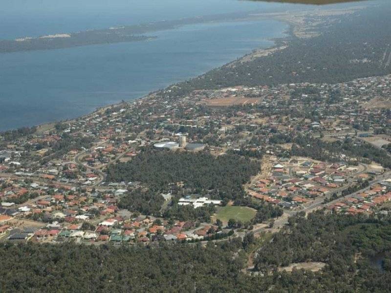 8 Leedshill Way, Australind WA 6233