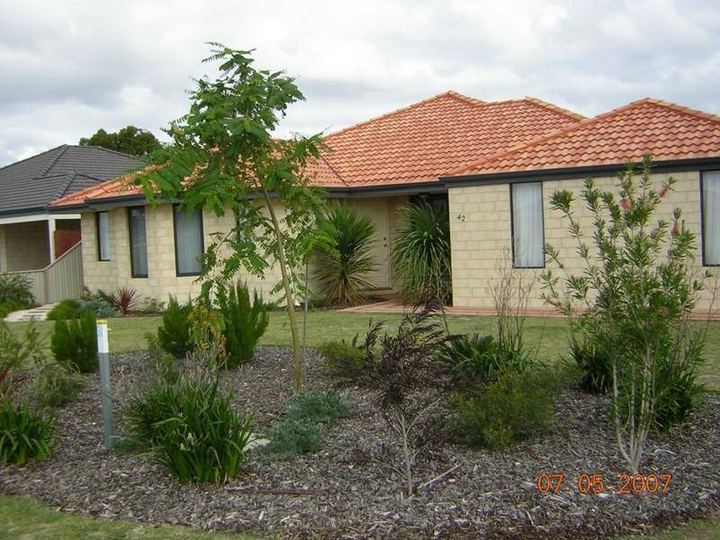 42 The Boulevard, Australind WA 6233