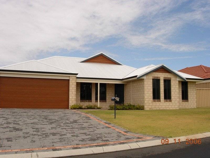 15 Batman Way, Dalyellup WA 6230