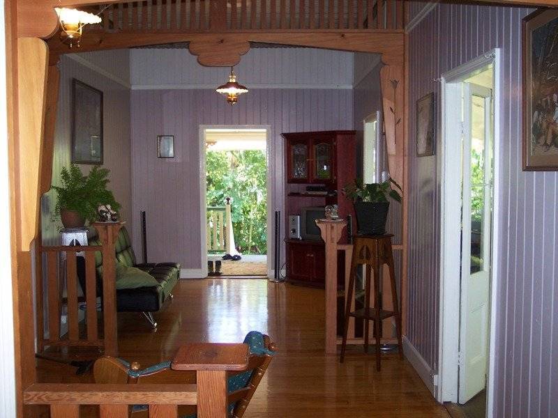 1A Fe Walker St, Abbotsford QLD 4670