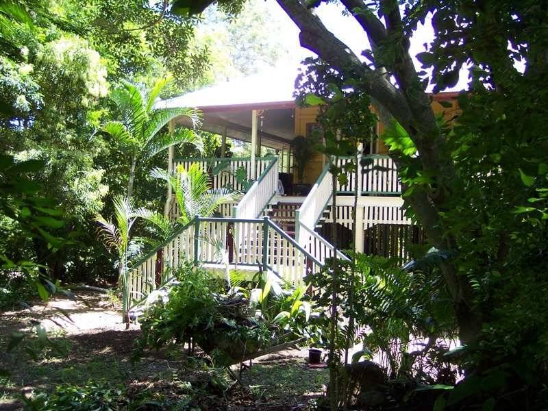 1A Fe Walker St, Abbotsford QLD 4670