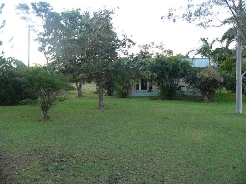 862 Gooburrum Rd, Welcome Creek QLD 4670