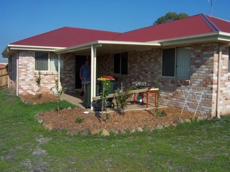 17 Mary Fox St, Innes Park QLD 4670