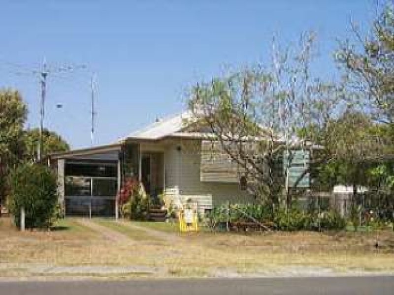 90 Crofton Street, Bundaberg QLD 4670