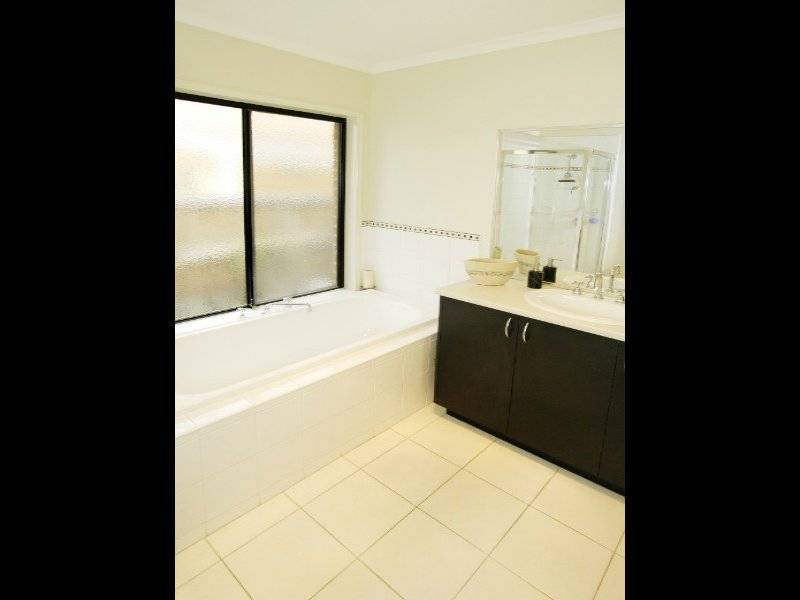 14 Satin Street, Bundoora VIC 3083